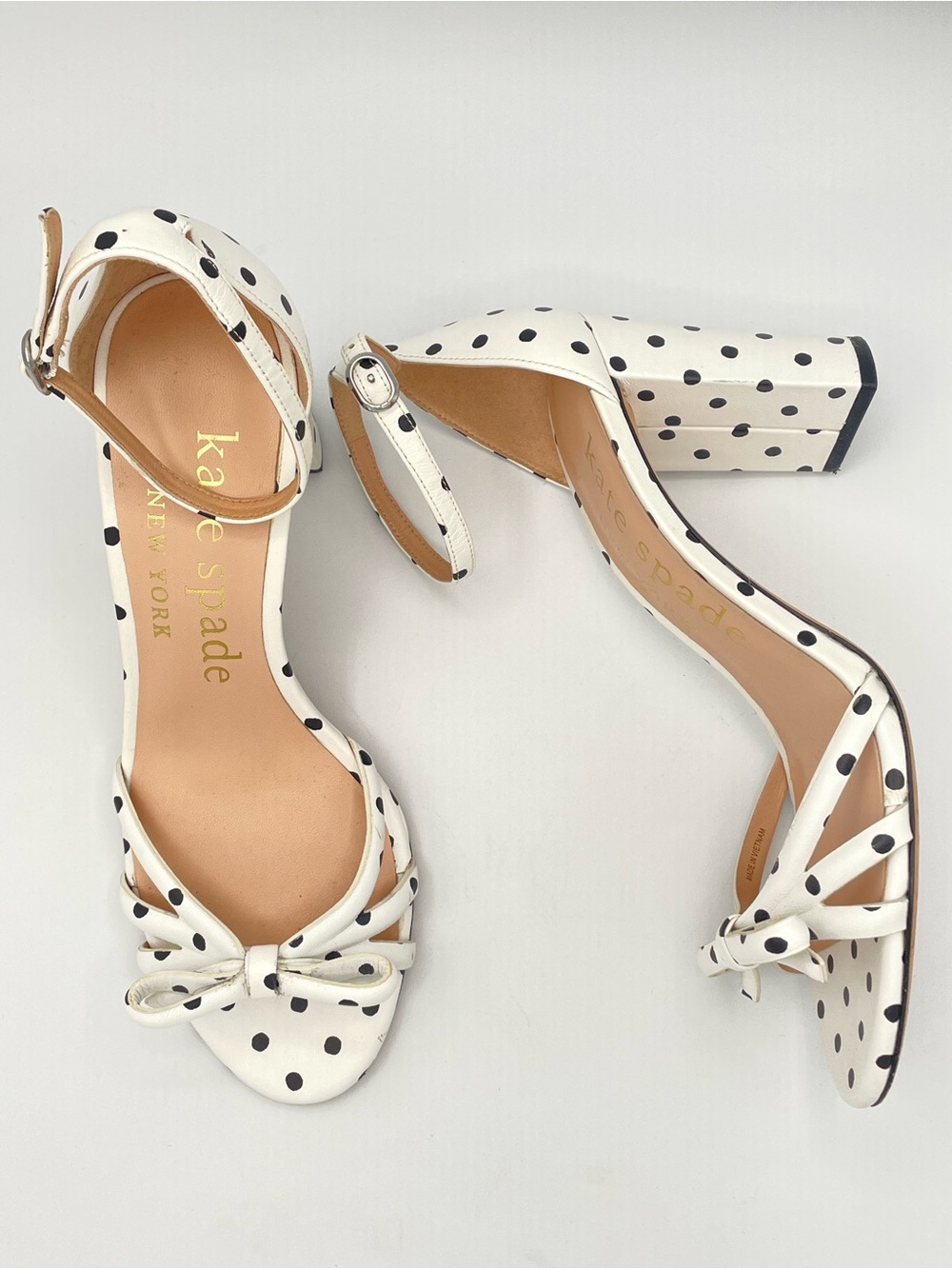 KATE SPADE Flamenco Polka Dot Bow Block Heel Sandals Size 8 White Black